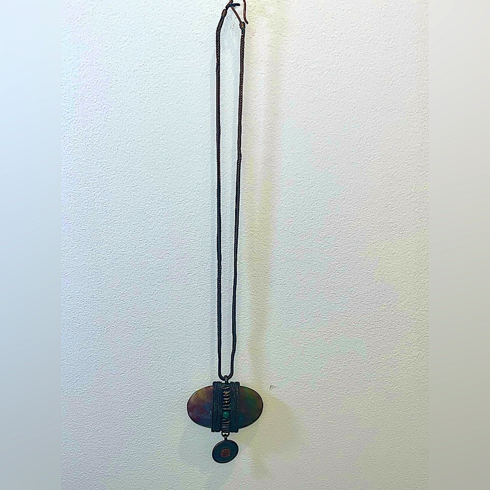 Large pendant necklace